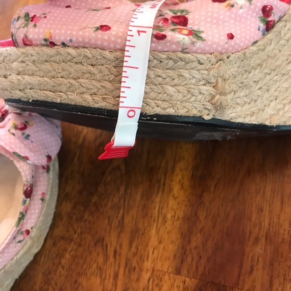 Bettie Page Wedge Melissa - Picture 6 of 7